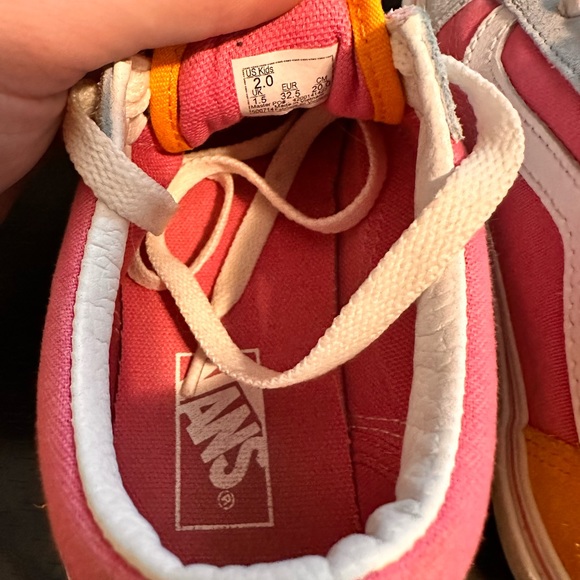 Girls vans size 2 - Picture 4 of 4